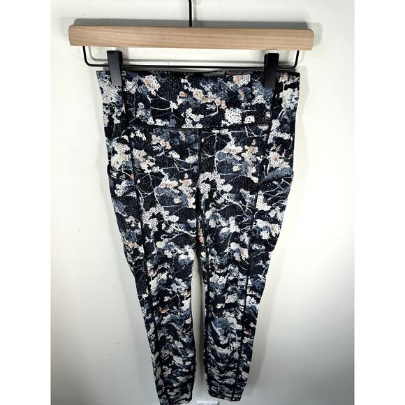 Lululemon Speed Up Tight *Full-On Luxtreme 28" Spring Size 4 - Picture 2 of 5